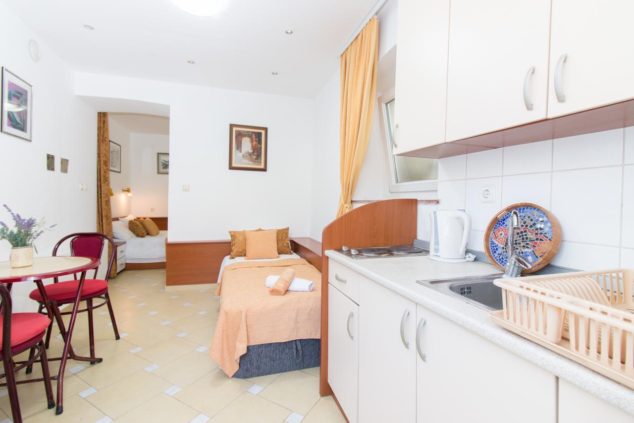 אוהריד Villa Dudan Lakeview מראה חיצוני תמונה